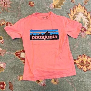 Kids XS size 5-6 Patagonia Shirt